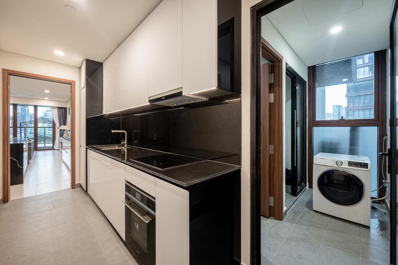 Căn hộ Metropole Prestige *